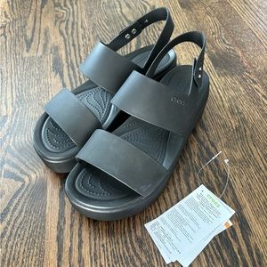Crocs Brooklyn Low Wedge